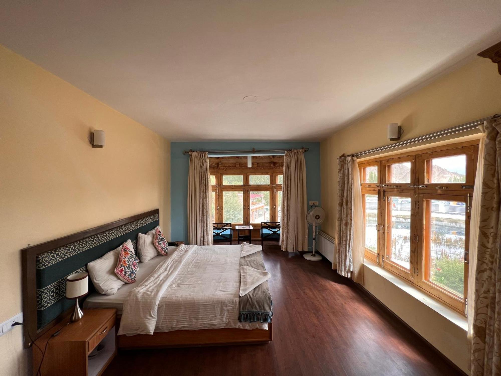 Hotel New Glacier View Лех Екстер'єр фото