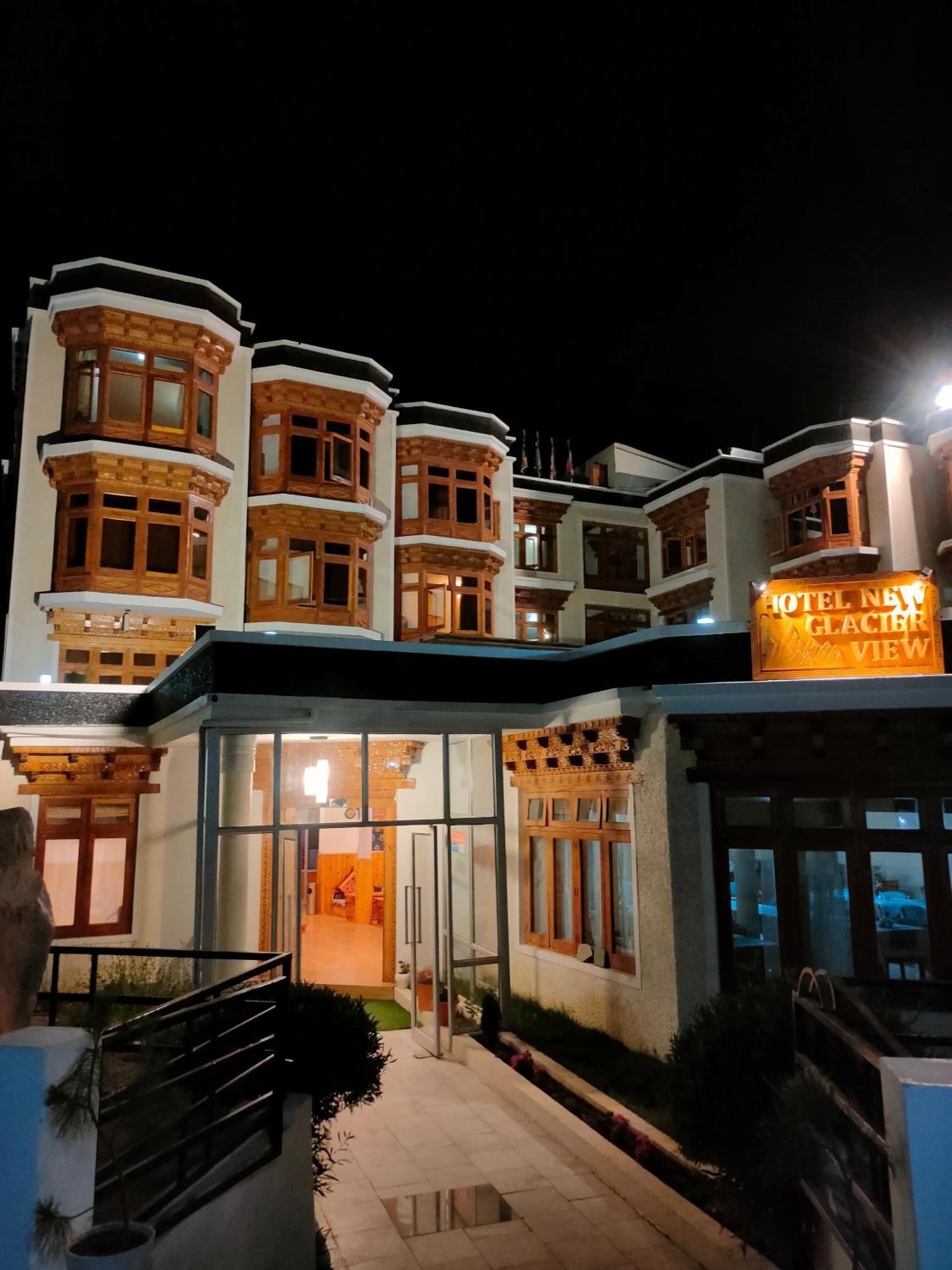 Hotel New Glacier View Лех Екстер'єр фото
